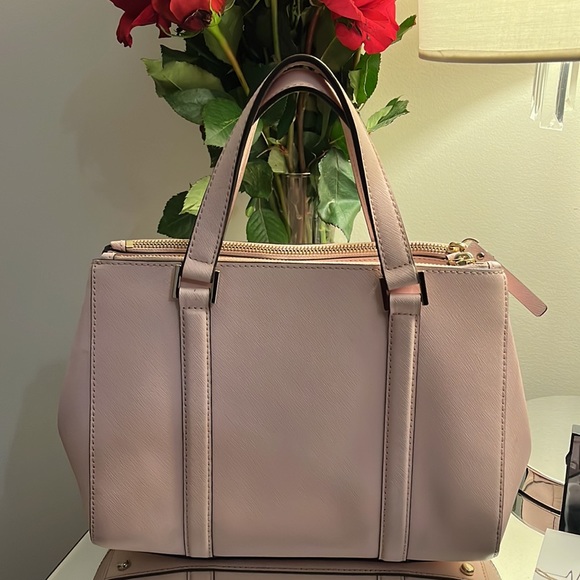 Kate spade tote - pristine condition - Picture 4 of 5